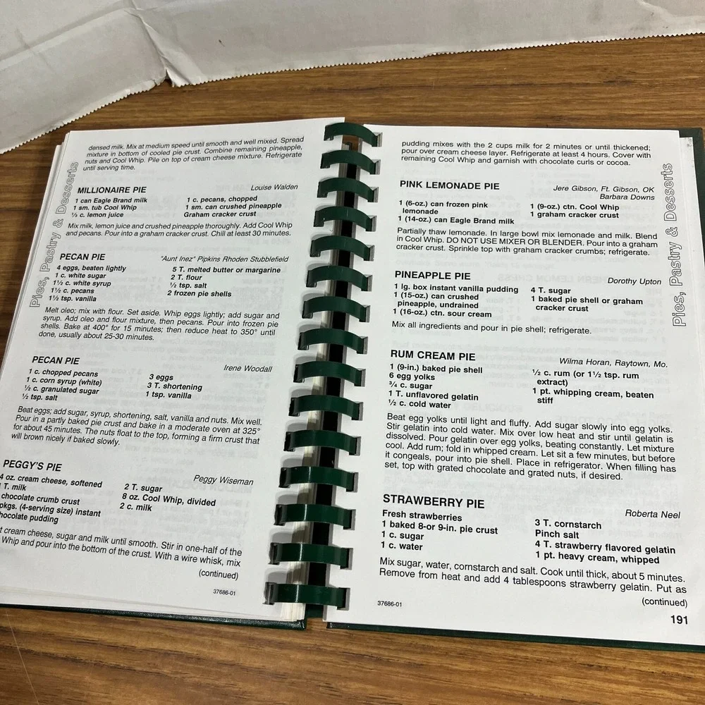 Muskogee Oklahoma Three Rivers Museum 2001 Cookbook Recipes & Remembrances